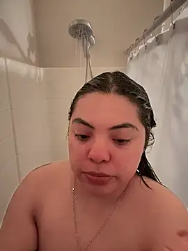 Snapshot of drizzypeach602 chatting on January 17, 9:06 am drizzypeach602 online show from January 17, 9:06 am