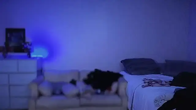 Snapshot of drizzypeach602 chatting on February 12, 2:45 am drizzypeach602 online show from February 12, 2:45 am