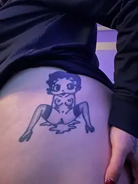 Snapshot of drizzypeach602 chatting on February 20, 8:06 am drizzypeach602 online show from February 20, 8:06 am