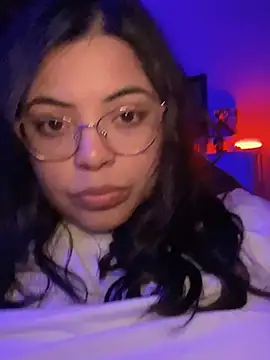 Snapshot of drizzypeach602 chatting on February 21, 9:13 am drizzypeach602 online show from February 21, 9:13 am