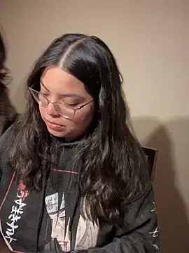 Snapshot of drizzypeach602 chatting on February 24, 8:49 am drizzypeach602 online show from February 24, 8:49 am