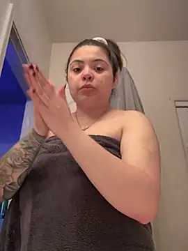 Snapshot of drizzypeach602 chatting on March 7, 5:29 am drizzypeach602 online show from March 7, 5:29 am