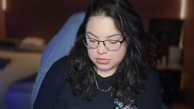 Snapshot of drizzypeach602 chatting on September 24, 3:21 am drizzypeach602 online show from September 24, 3:21 am