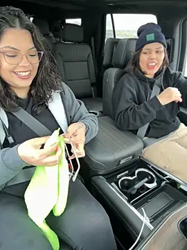 Snapshot of drizzypeach602 chatting on November 30, 9:41 pm drizzypeach602 online show from November 30, 9:41 pm