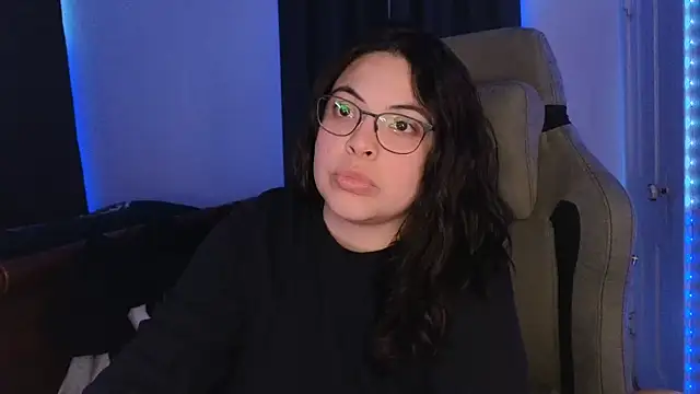 drizzypeach602 online show from December 20, 5:47 am