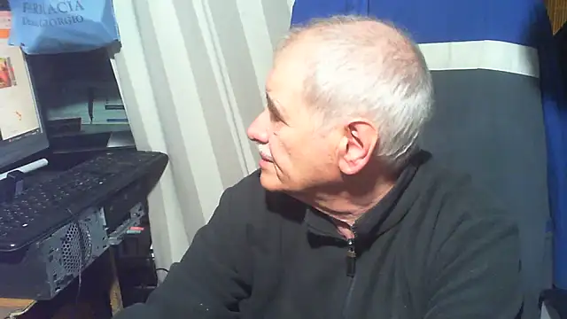 nonnomaturobisex online show from April 25, 9:12 am