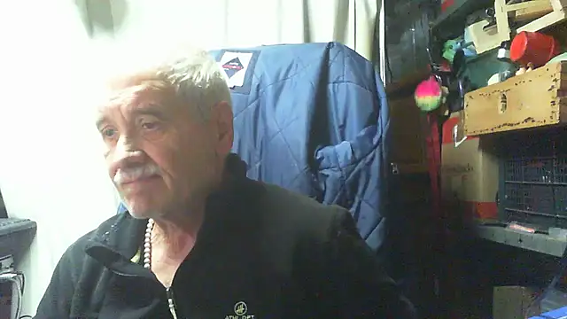 nonnomaturobisex online show from May 2, 2:11 pm