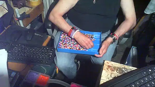 nonnomaturobisex online show from June 5, 7:14 am