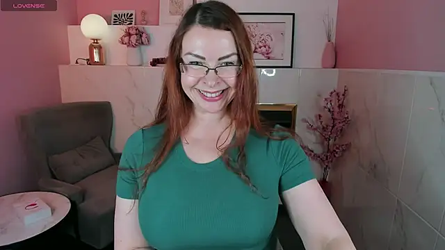 MrsIngrid online show from March 6, 2:51 pm