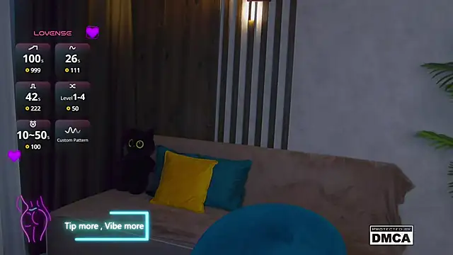 Holl1Would online show from March 16, 8:11 pm