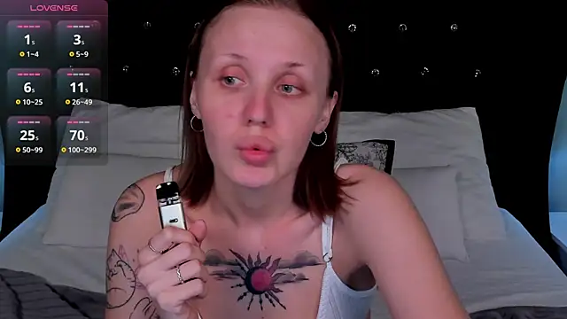 Snapshot of LianaFord chatting on May 15, 4:14 pm LianaFord online show from May 15, 4:14 pm