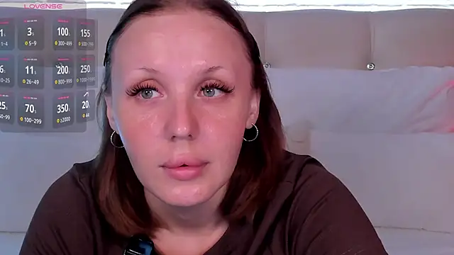Snapshot of LianaFord chatting on May 30, 4:53 am LianaFord online show from May 30, 4:53 am