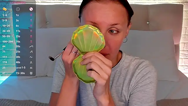Snapshot of LianaFord chatting on June 12, 4:55 am LianaFord online show from June 12, 4:55 am