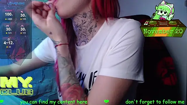 Witch Emma online show from November 20, 9:42 am