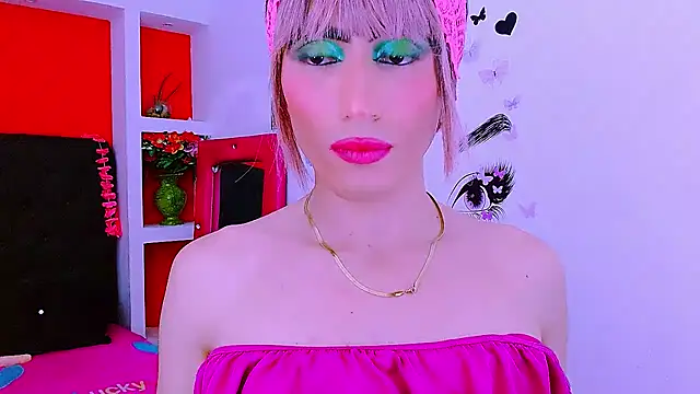 Snapshot of priscilahotker chatting on February 8, 10:50 am priscilahotker online show from February 8, 10:50 am