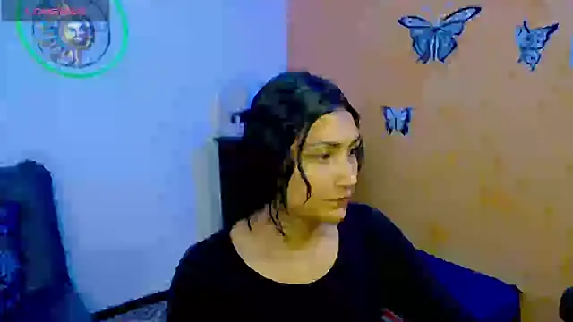 Snapshot of leah-666 chatting on December 22, 12:05 pm leah-666 online show from December 22, 12:05 pm