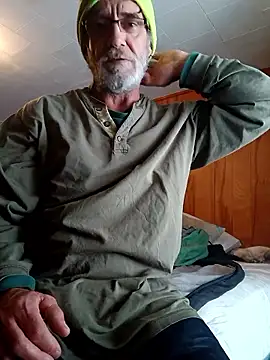 Snapshot of OralDesires2 chatting on January 17, 7:50 pm OralDesires2 online show from January 17, 7:50 pm