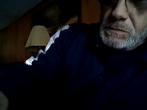 Snapshot of OralDesires2 chatting on February 27, 8:53 pm OralDesires2 online show from February 27, 8:53 pm