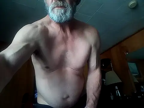 Snapshot of OralDesires2 chatting on April 10, 8:02 pm OralDesires2 online show from April 10, 8:02 pm