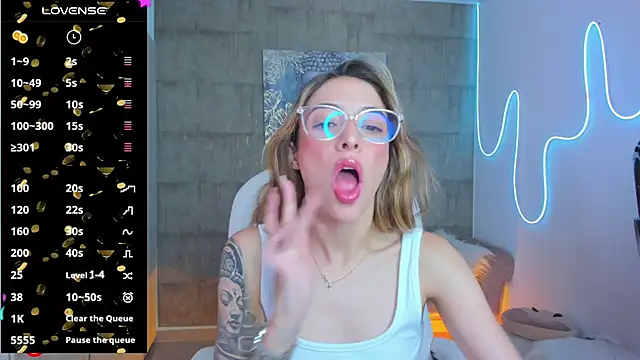 barbie scoth  online show from January 8, 8:29 pm