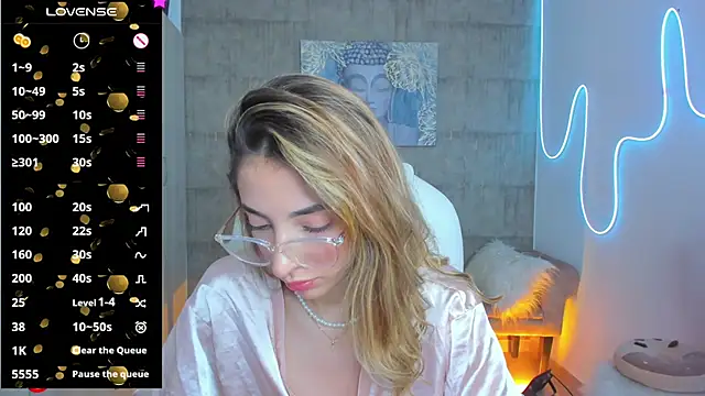 barbie scoth  online show from January 10, 9:20 pm