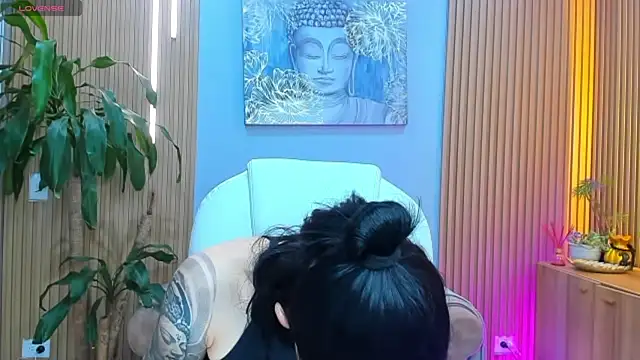 barbie scoth  online show from May 7, 2:06 am