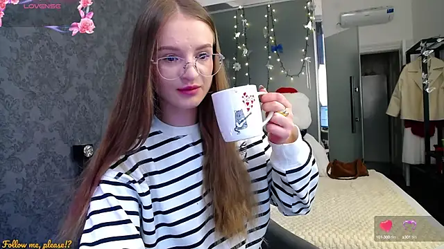 KateJonson online show from October 6, 11:29 am