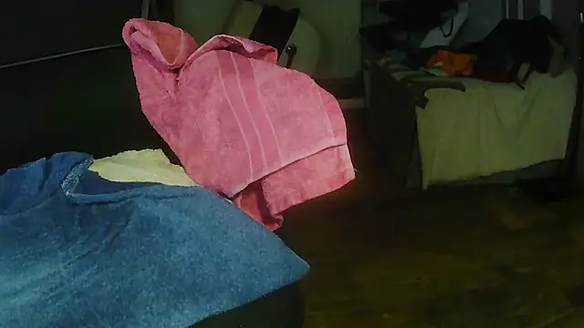 suedel65 online show from June 20, 2:42 pm
