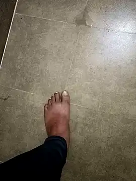 Snapshot of Desi_Londa_143 chatting on February 22, 5:57 pm Desi Londa 143 online show from February 22, 5:57 pm