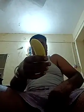 Snapshot of Desi_Londa_143 chatting on March 12, 4:13 pm Desi Londa 143 online show from March 12, 4:13 pm