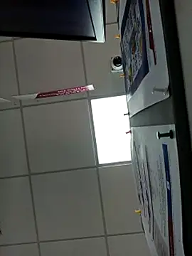 Snapshot of Desi_Londa_143 chatting on March 19, 4:14 am Desi Londa 143 online show from March 19, 4:14 am