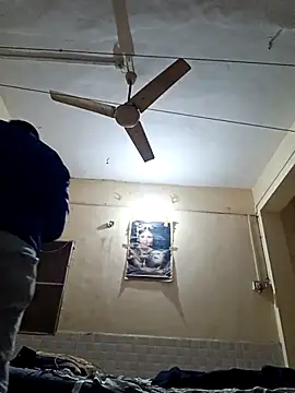 Snapshot of Desi_Londa_143 chatting on March 19, 2:57 pm Desi Londa 143 online show from March 19, 2:57 pm