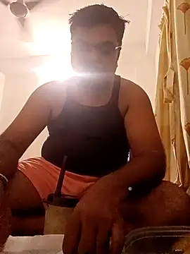 Snapshot of Desi_Londa_143 chatting on September 23, 4:32 pm Desi Londa 143 online show from September 23, 4:32 pm