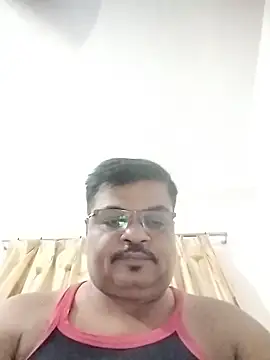 Snapshot of Desi_Londa_143 chatting on October 7, 4:15 pm Desi Londa 143 online show from October 7, 4:15 pm