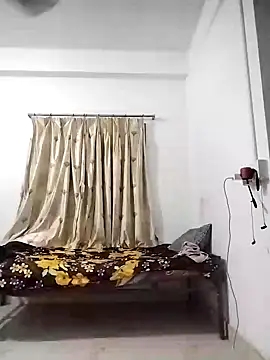 Snapshot of Desi_Londa_143 chatting on October 15, 5:02 pm Desi Londa 143 online show from October 15, 5:02 pm