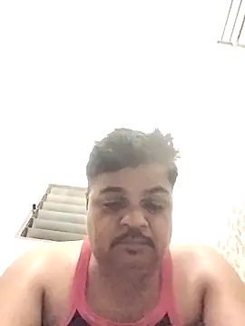 Snapshot of Desi_Londa_143 chatting on October 18, 9:04 pm Desi Londa 143 online show from October 18, 9:04 pm