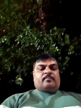 Snapshot of Desi_Londa_143 chatting on October 20, 1:55 pm Desi Londa 143 online show from October 20, 1:55 pm