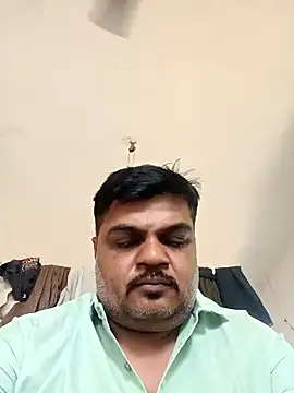 Snapshot of Desi_Londa_143 chatting on October 22, 6:24 am Desi Londa 143 online show from October 22, 6:24 am