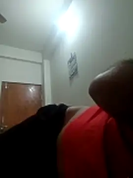 Snapshot of Desi_Londa_143 chatting on November 24, 5:12 pm Desi Londa 143 online show from November 24, 5:12 pm