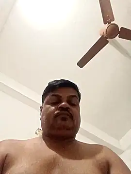 Snapshot of Desi_Londa_143 chatting on November 27, 12:35 am Desi Londa 143 online show from November 27, 12:35 am