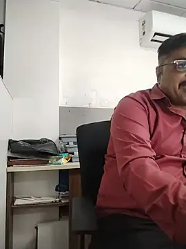 Snapshot of Desi_Londa_143 chatting on August 4, 7:22 am Desi Londa 143 online show from August 4, 7:22 am