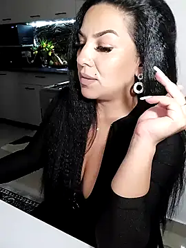 Snapshot of hot-babygirl chatting on November 4, 7:13 pm hot-babygirl online show from November 4, 7:13 pm