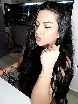 Snapshot of hot-babygirl chatting on December 16, 8:25 pm hot-babygirl online show from December 16, 8:25 pm