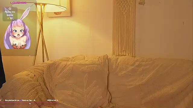 bunnycuteshy online show from October 18, 1:23 pm