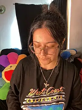 MsConejitaa online show from January 6, 5:49 pm