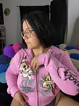 MsConejitaa online show from March 3, 11:44 am