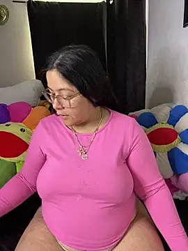 Snapshot of MsConejitaa chatting on May 16, 3:44 pm MsConejitaa online show from May 16, 3:44 pm
