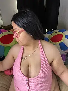Snapshot of MsConejitaa chatting on July 9, 5:17 pm MsConejitaa online show from July 9, 5:17 pm