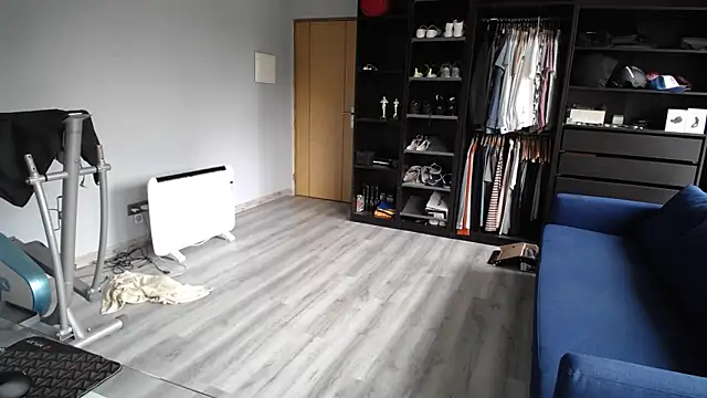 samricci21 online show from November 10, 1:43 pm