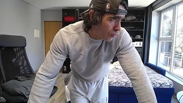 samricci21 online show from March 1, 9:55 am